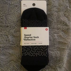 Lululemon Speed Quarter Socks